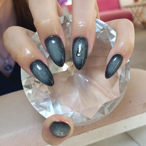 Look Fiorella Nails Design 17