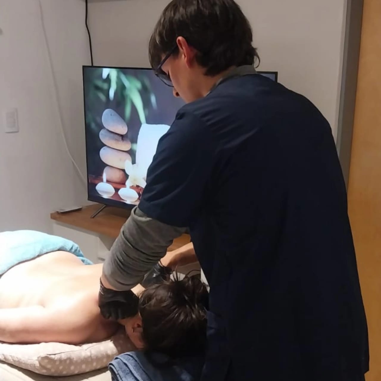 Masajes.EnerQi - By Matías Olivero