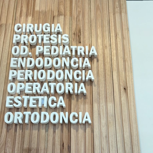 Look HC Odontolog&iacute;a Integral 4