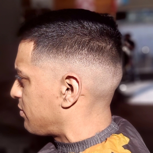 Look The Barber of Hell PELUQUERÍA  Y BARBERÍA 4